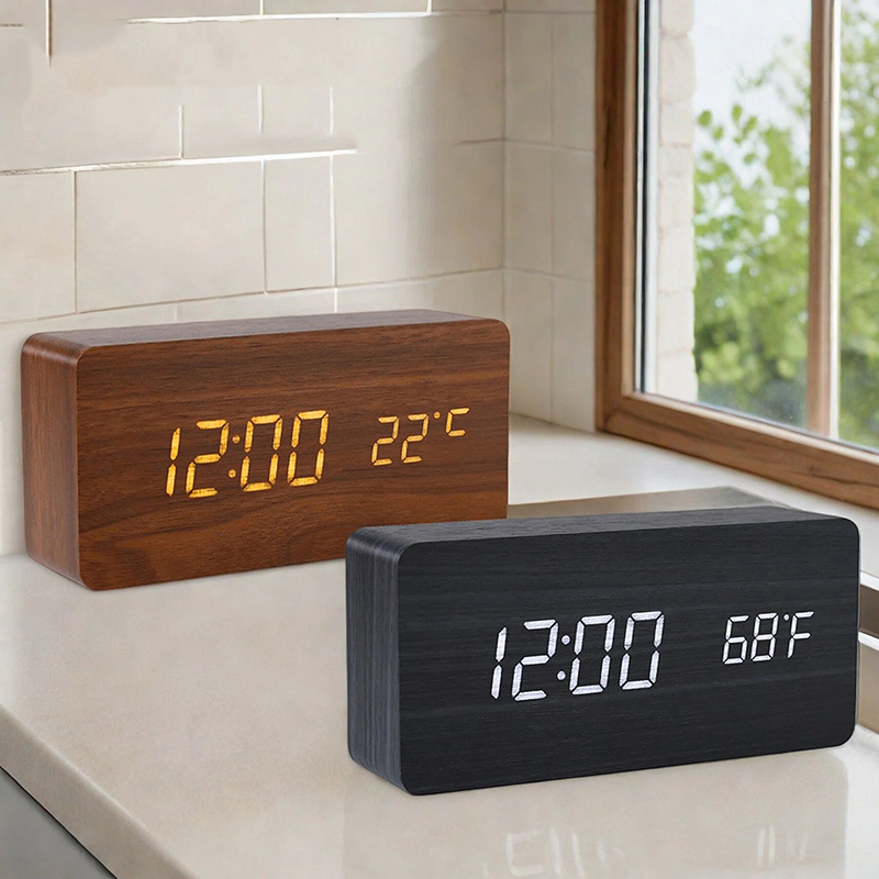 Office Tech Gadgets - Reloj Despertador Digital de Madera, Reloj